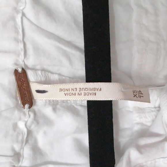 FREE PEOPLE Moon Bay White Parachute Cargo Shorts, Size Small - Picture 6 of 14